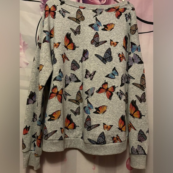 NO BOUNDARIES JUNIORS
PRINTED LONG SLEEVE
SWEATSHIRT 2XL - Picture 3 of 5